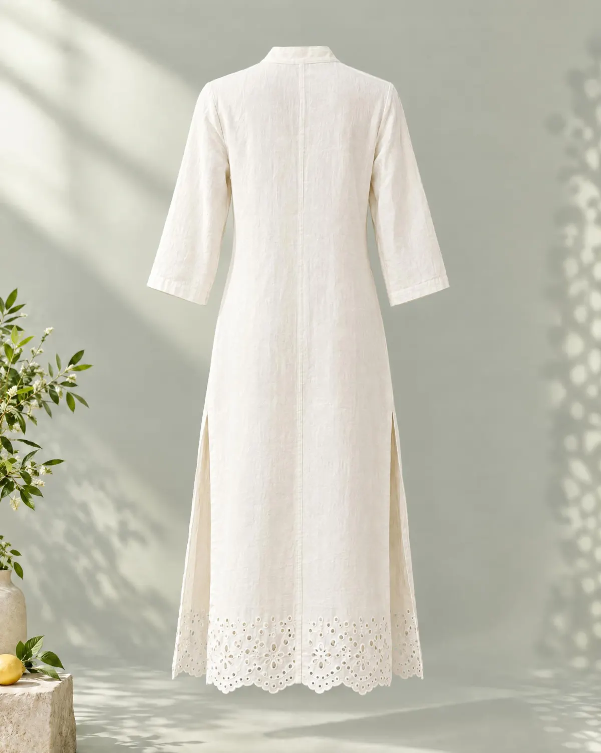 Long Duster Layer in white, back view